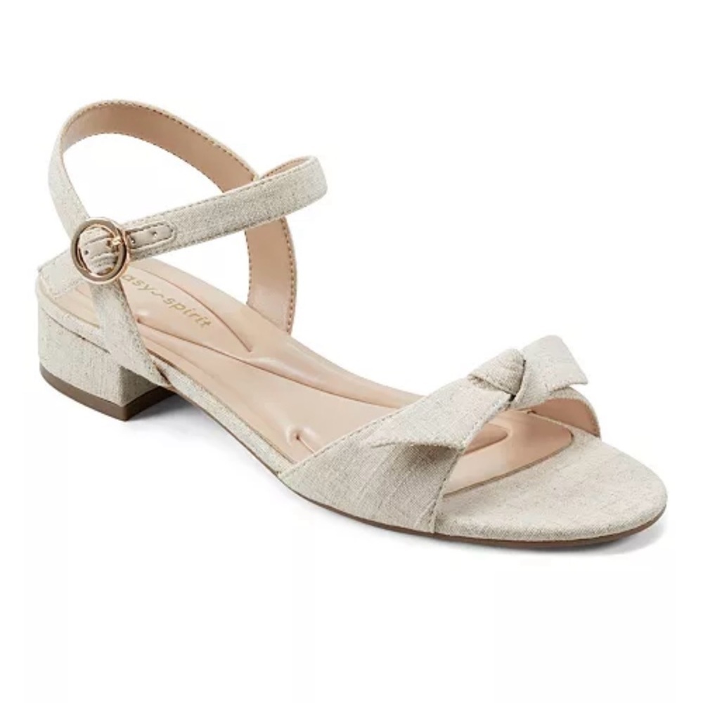 NWT Easy Spirit
Women's Ginova Round Toe Block Heel Dress Sandals